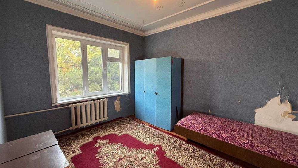 Маталка Водоканал 3 қаватда 3 хонали квартира сотилади.ID: 1571