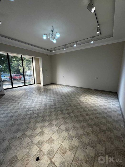 Аренда коммерческого помещения 100 м² 1-я линия свой паркинг Юнусабад