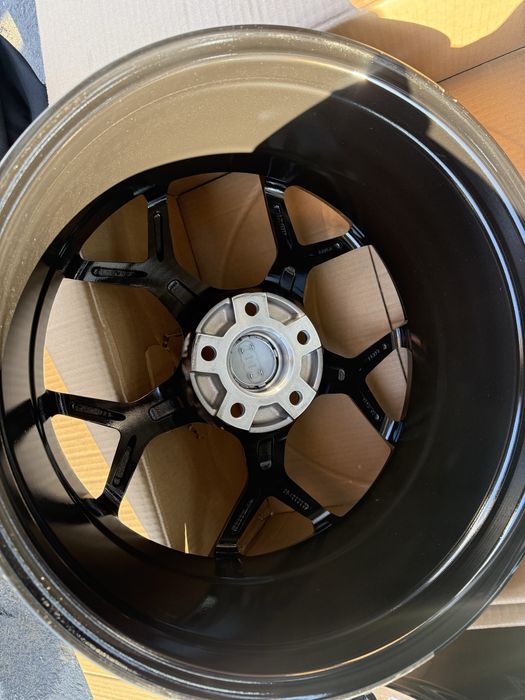 Jante noi R18 5x112 pentru AUDI RS A3 A4 A5 A6 Q3 Q5