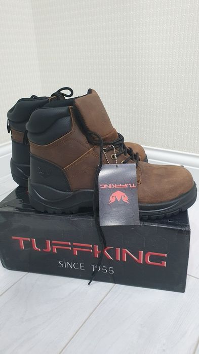 Спецобувь. Рабочие ботинки и сопоги.