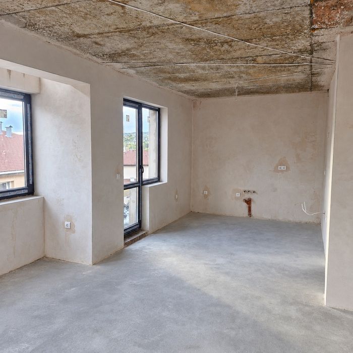 Продава се Тристаен апартамент в Варна, Военна болница - 124 кв.м за 1331 €/кв.м - Снимка #4