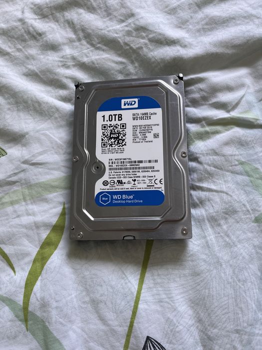 Продам жесткий диск hdd 1tb