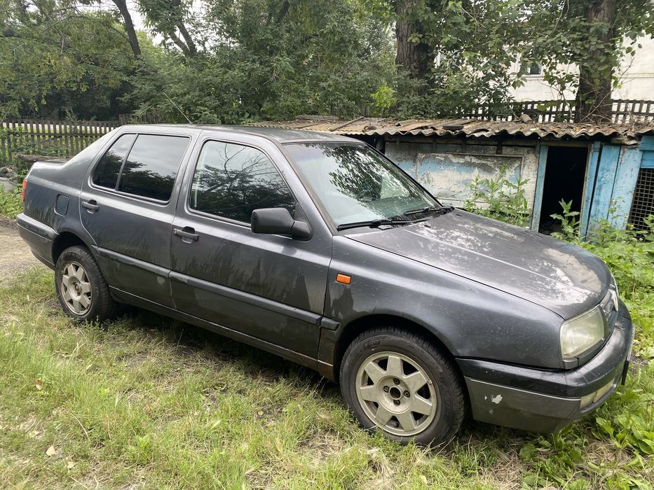 Vw vento 1993, 1,8