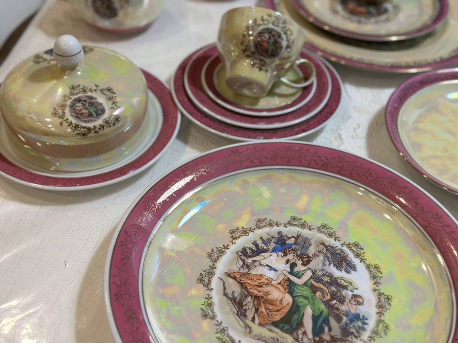 Сервиз столово-чайный