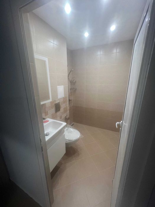 Дава се под наем Четиристаен апартамент в София, Лозенец - 90 кв.м за 766 € - Снимка #6