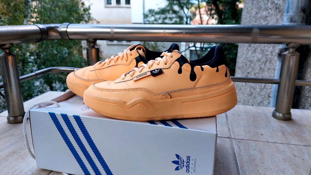 Маратонки Adidas 38н