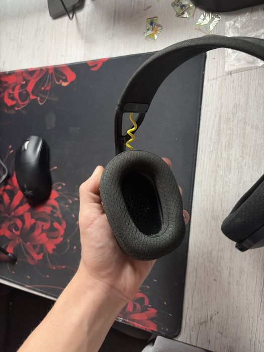 Продам Logitech G435