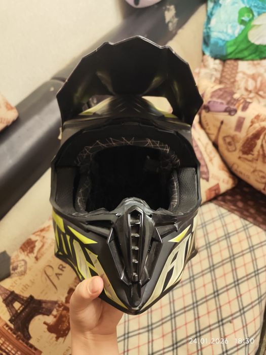 Продам эндуро шлем