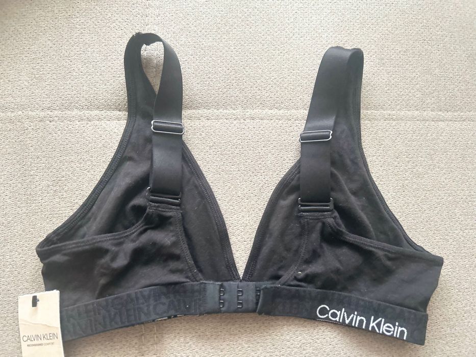 Сутиени Calvin Klein, Juice Couture,