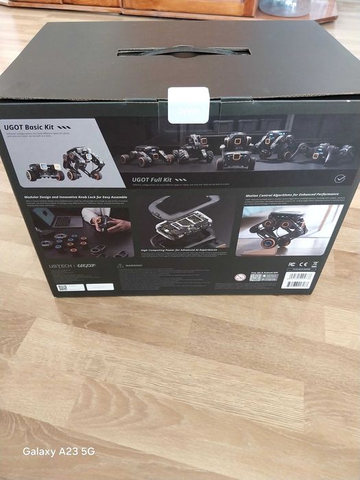 UGOT на UBTECH „седем в едно“образователни роботи с изкуствен интелект