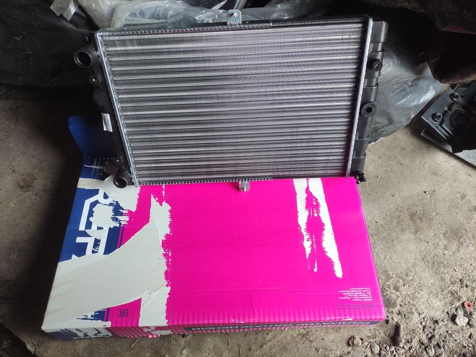 Радиатор охлаждения ваз