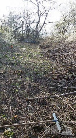 Косене на трева чистене на дворове