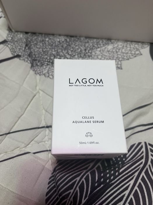Продается сыворотка для лица Lagom original