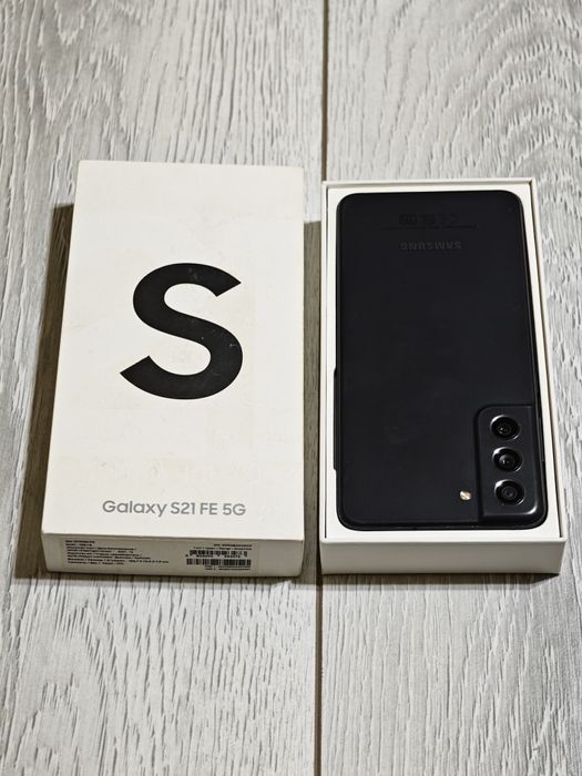 Samsung S21 FE 128 gb Ram 6 5G