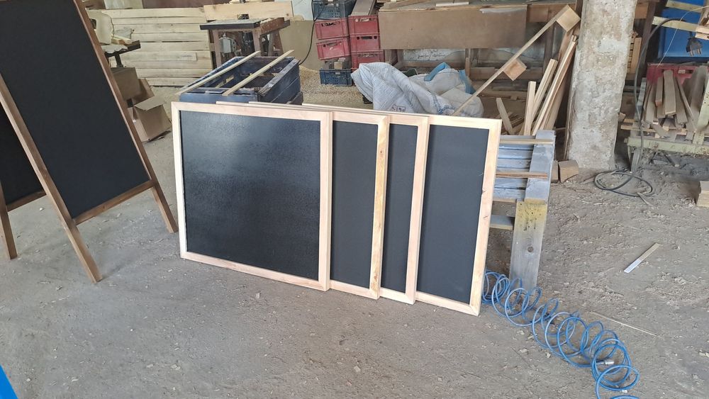 Черни дъски за реклама в магазинии