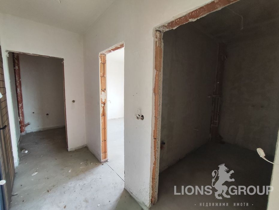 Продава се Двустаен апартамент в Варна, Възраждане 3 - 72 кв.м за 1737 €/кв.м - Снимка #7