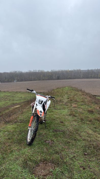 Vând enduro sau schimb cu atv