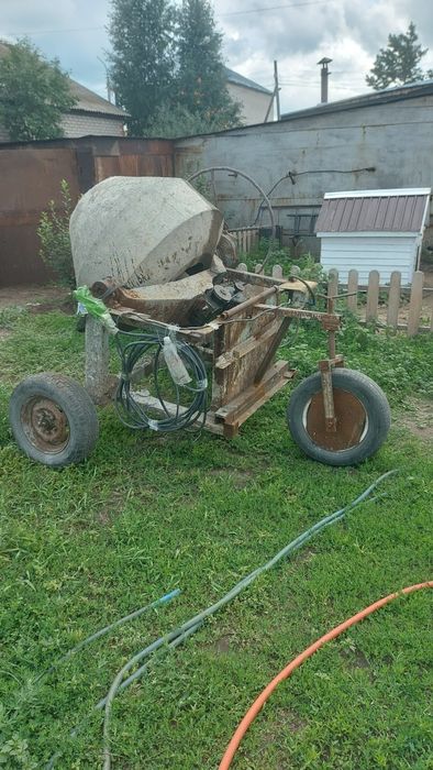 Продам бетономешалку