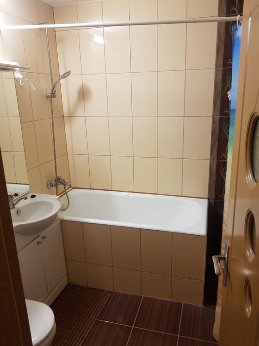 Apartament cu doua camere decomandat PB , Rogerius