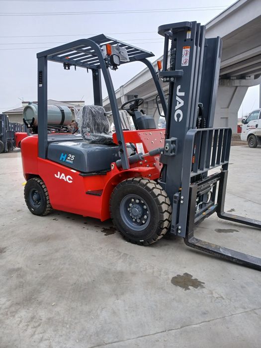 Газобензобензиновый Вилочный погрузчик Авто Кара Avto Kara JAC 2.5 тон