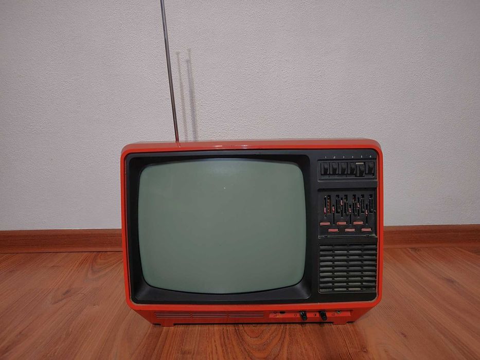 TV Vintage Philips 12B711