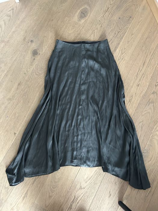 Пола Massimo Dutti