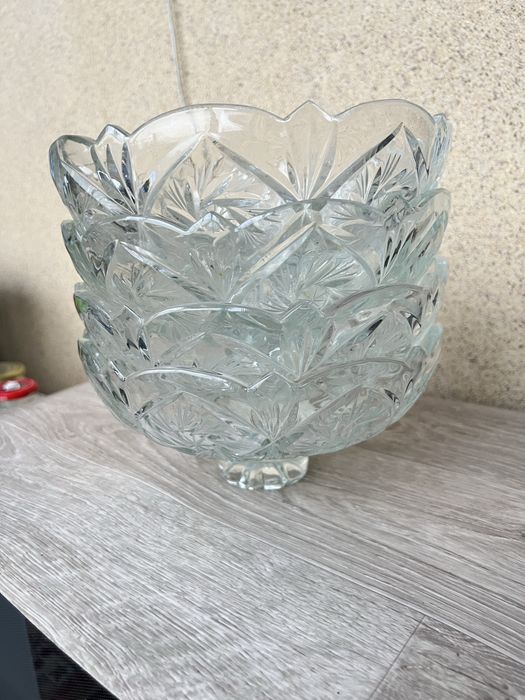 Хрустали продаю по штучно