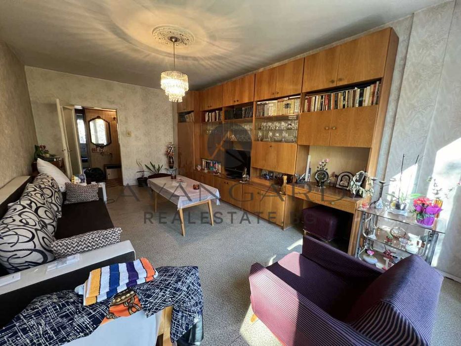 Продава се Тристаен апартамент в Пловдив, Кършияка - 88 кв.м за 1660 €/кв.м - Снимка #1