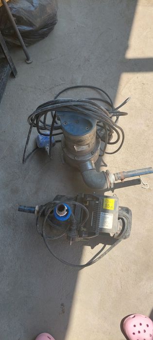 2 Pompe,una de suprafață 800W