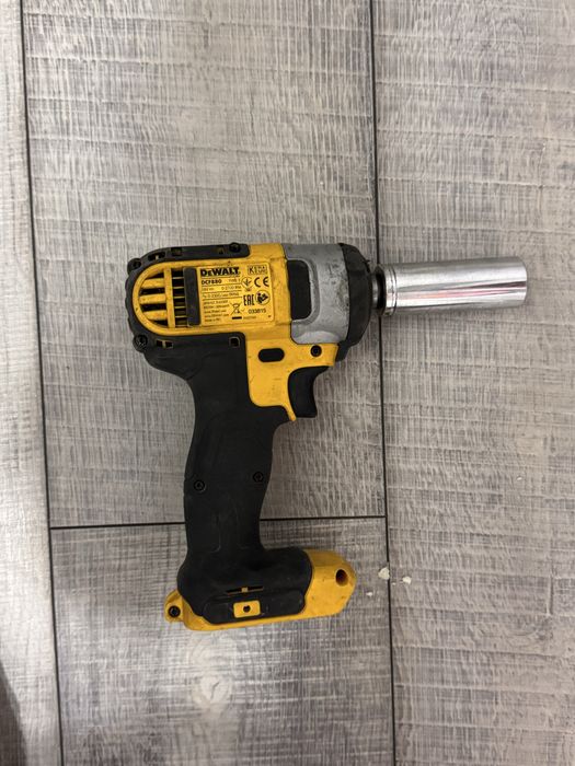 Impact range Dewalt