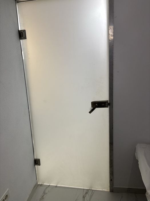 Usi de sticla pentru interios