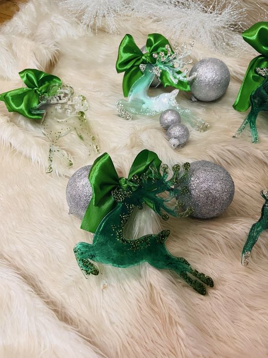 Ръчно изработени коледни играчки