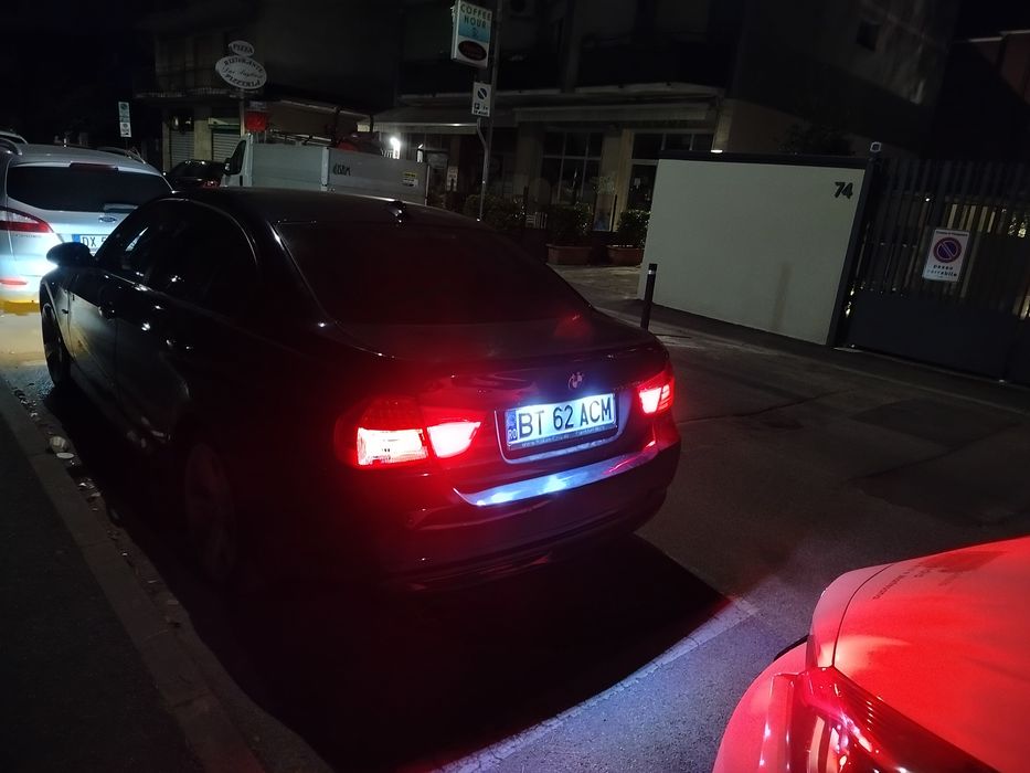Vând BMW e90 NFL