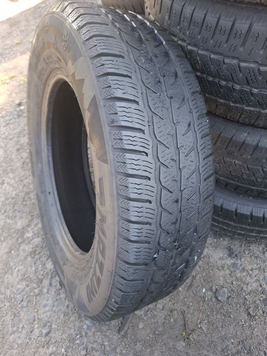 Vand 1 anvelopa 195 75 16 c buna fara defecte