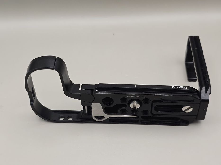 SmallRig L-Bracket (Plăcuță L Arca-Swiss) pentru Canon EOS R5 / R6 / R5 C / R6 Mark II