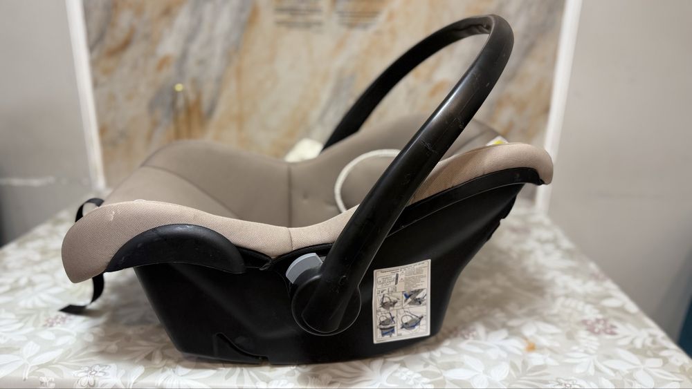 Автокресло детский с 0-6 месяцев