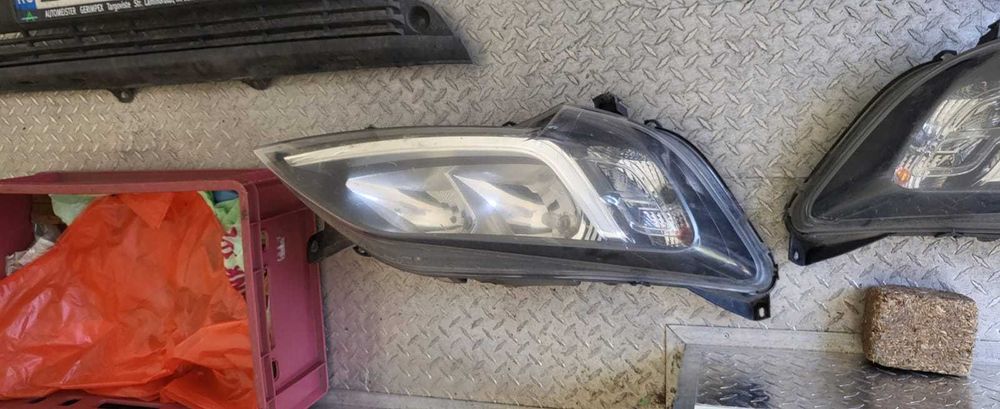 Far stânga / dreapta Peugeot Boxer  2014-2021 - pret per bucata