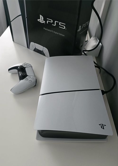 Vand PS5 stare buna foarte buna