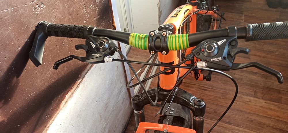 Продам велосипед-внедорожник