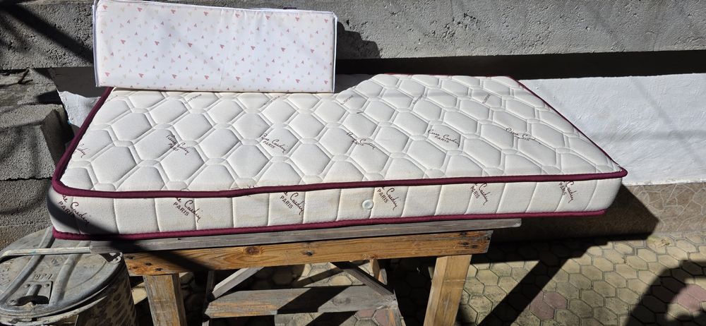 Бебешка кошара с  двулицев матрак Pier Carden