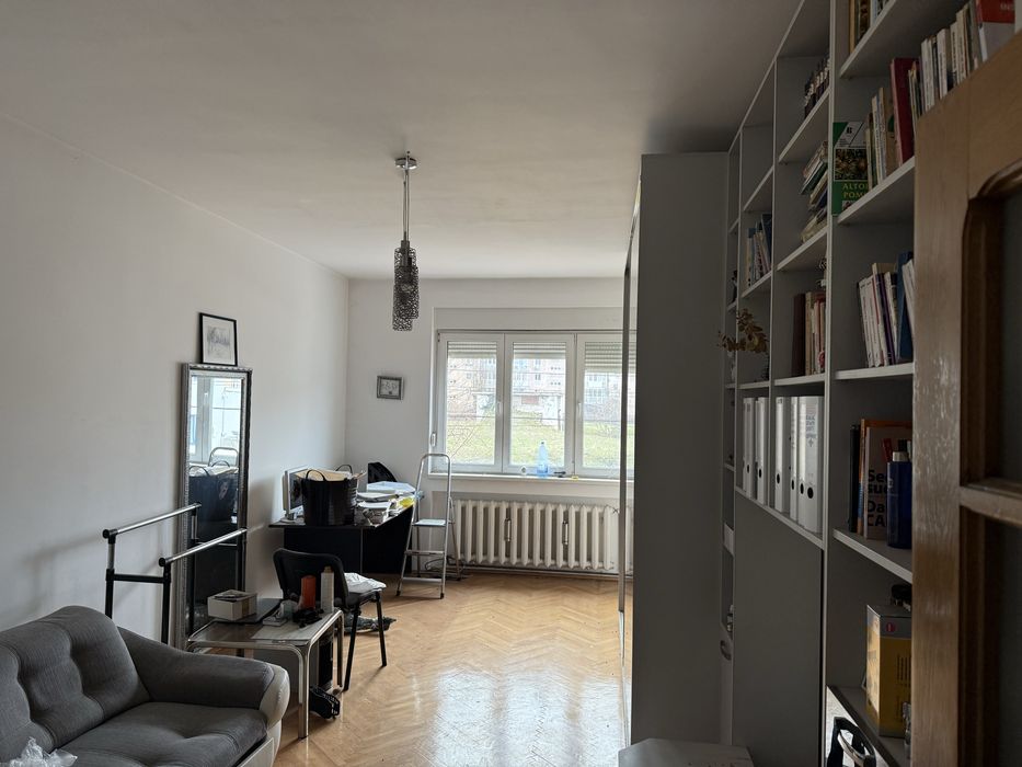 DE VANZARE- Apartament Central, intreg nivelul 1,Dr. Ioan Suciu nr. 21