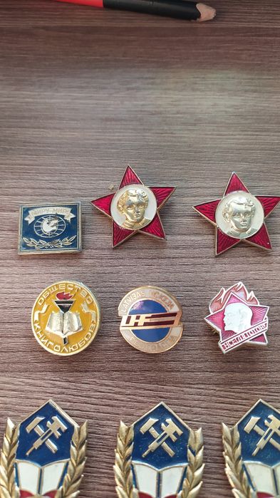 Значки времён СССР