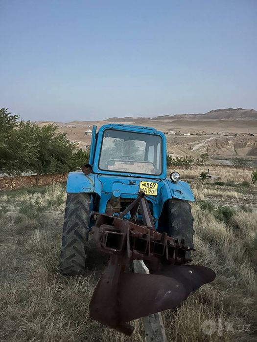Traktor Mtz 80 sotiladi