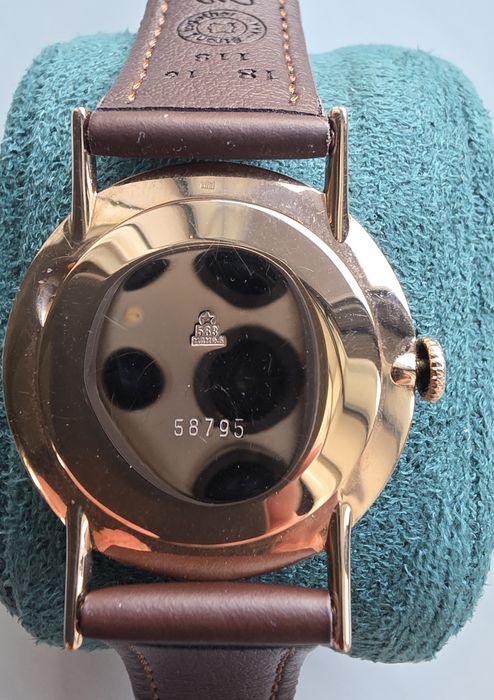 Золотые часы Луч