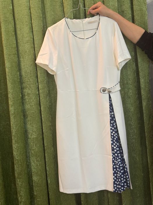 Продается платье и в мир и пир