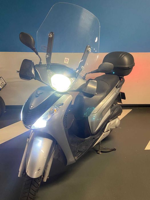 Honda SH 125i 2005 | Se conduce cu B | ITP 2028 | Alarmă | Topcase