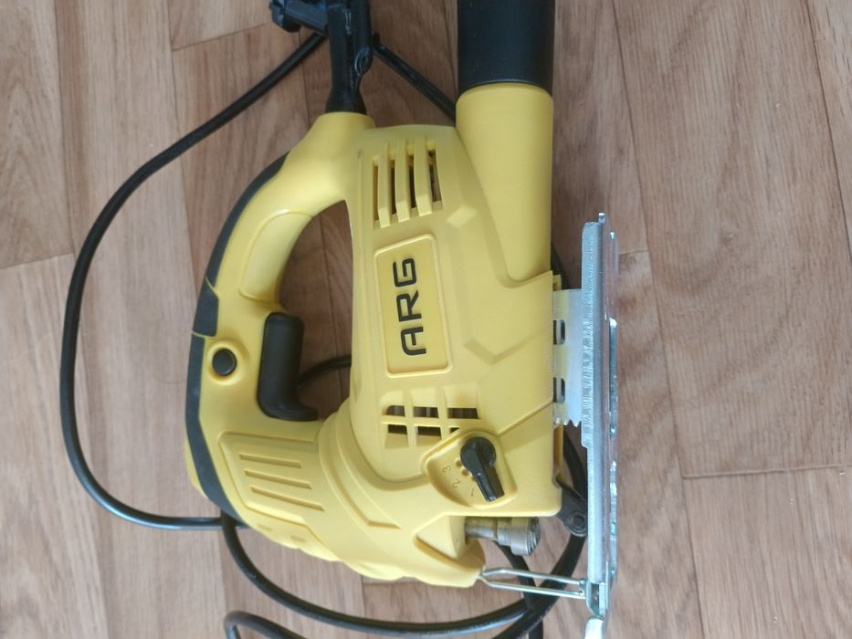 Лобзик сатамын..