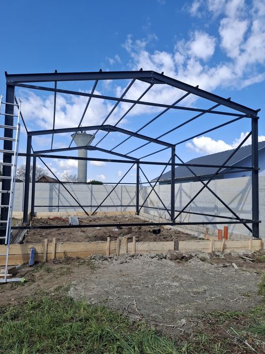 Vând structura metalica 8x10x4 acept și variante auto