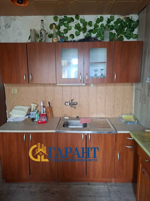 Продава се Тристаен апартамент в Радомир - 84 кв.м за 607 €/кв.м - Снимка #2