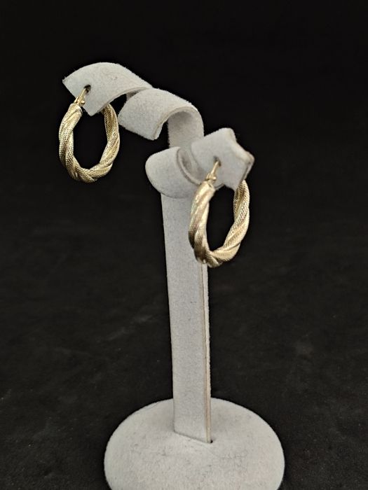 НОВИ Златни Обеци 2.6гр / 14К